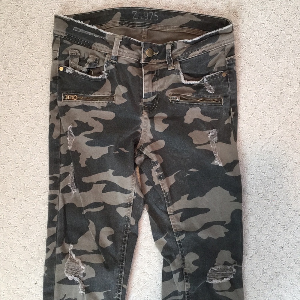Zara camouflage distressed denim